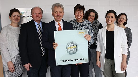 Das Staatsinstitut für Frühpädagogik und Medienkompetenz wird neuer Innovativer LernOrt der OTH Amberg-Weiden
