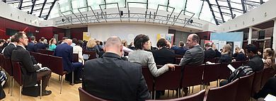 Mehr als 200 TeilnehmerInnen besuchten die UAS4EUROPE Conference in Brüssel. Mehr als 200 TeilnehmerInnen besuchten die UAS4EUROPE Conference in Brüssel.