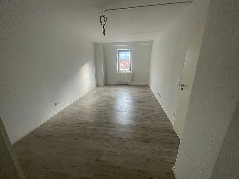 Wohnzimmersicht Richtung Fenster