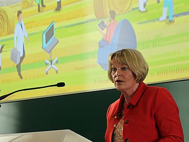 Prof. Dr. Andrea Klug, Präsidentin der OTH Amberg-Weiden, begrüßte die Gäste.