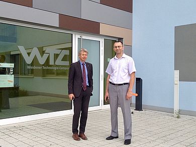 Dekan Prof. Dr. med. Clemens Bulitta führte Dr. Levchenko durch das WTC-Gebäude.