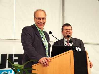 Prof. Dr. Franz Bischof und Prof. Dr. Mario Mocker in einem Tandem-Vortrag