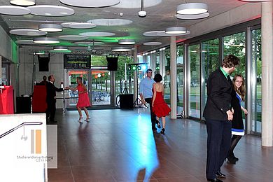 2016 SS OTH Hochschulball klein 002