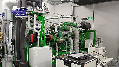 Das von Erdgas auf Wasserstoff umgerüstete BHKW