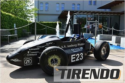 Rennwagen des Running Snail Racing Teams