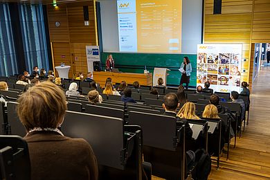 Begrüßung im Hörsaal