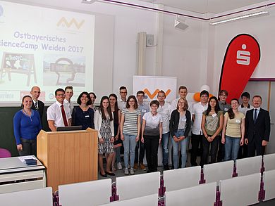 ScienceCamperInnen und VeranstalterInnen in Weiden