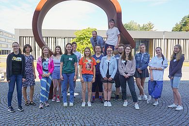 Gruppenfoto am Campus Weiden