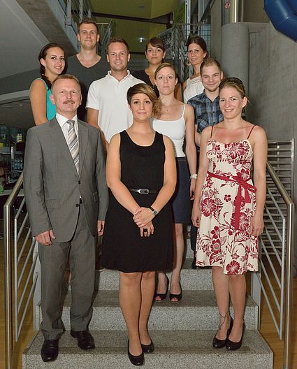 Im Rahmen der Kooperation im Masterstudiengang „Interkulturelles Unternehmens- und Technologiemanagement“ zwischen den Technischen Hochschulen Amberg-Weiden und Regensburg wurde den Absolventinnen und Absolventen des Zusatzstudiums „Internationale H