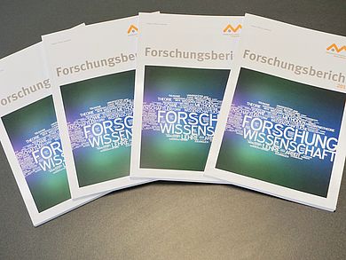 Der neue Bericht behandelt 34 Forschungsthemen. Der neue Bericht behandelt 34 Forschungsthemen.