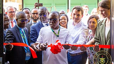 Gruppenbild bei Einweihung