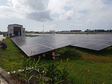 PV-Feld am Flughafen Kochi