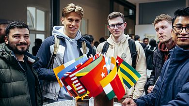 Im Sommersemester starten Erstsemester aus mehr als 40 Ländern und zeigen wie international die Hochschule ist