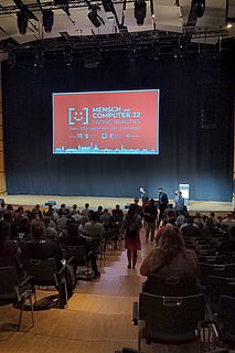 Großer Konferenzraum