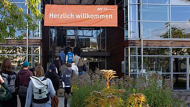 898 Erstsemester starten ihr Studium im Sommersemester an der OTH Amberg-Weiden