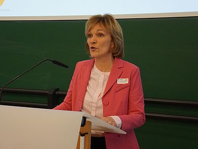 Vizepräsidentin Prof. Dr. Christiane Hellbach begrüßte die Gaste.