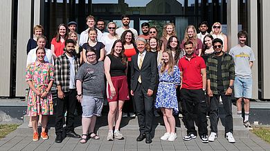 Hochschulpräsident Prof. Dr. Clemens Bulitta und Vizepräsidentin Prof. Dr. Christiane Hellbach hießen die Teilnehmenden am ersten Tag willkommen