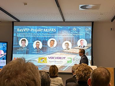 Christian Schieder bei seinem Vortrag