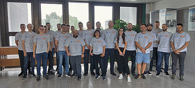 Gruppenbild in einem Gebäude