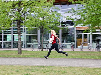 Endspurt: Noch bis 15.09.2018 können sich Studieninteressierte an der OTH Amberg-Weiden bewerben.