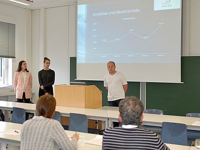 Unternehmen 1 bei der Abschlusspräsentation