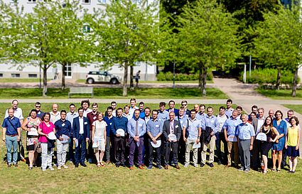 Die TeilnehmerInnen auf dem Campus in Amberg