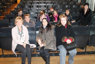 Im Rahmen einer Exkursion waren neun Studierende und zwei Dozentinnen der Westböhmischen Universität Pilsen – eine der ersten Partnerhochschulen im Erasmus-Programm – an die HAW in Weiden gekommen, um die Hochschule und die Stadt zu besuchen, organi