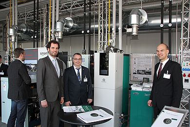 Infostand Kompetenzzentrum Kraft-Wärme-Kopplung