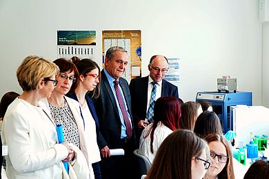 Auch Vertreter aus Politik und Wirtschaft informierten sich über den Girls’Day