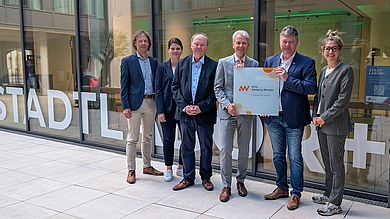 Hochschule und Wirtschaftsförderung möchten Studierenden frühzeitig Einblicke in reale wirtschaftliche und technologische Fragestellungen ermöglichen und vor allem auch die Themen Unternehmensgründung sowie -nachfolge und Technologietransfer in den Fokus rücken