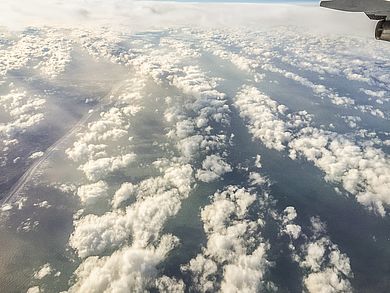 Über den Wolken