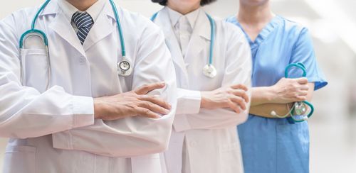 Physician Assistants sind die rechte Hand von Ärztinnen und Ärzten.