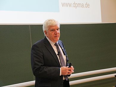 Günther Schmitz