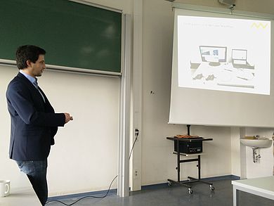 Stefan Fuchs bei seiner Präsentation