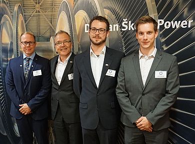 Die KoKWK-Delegation mit (v.l.n.r.) Tobias Popp M.Eng., Prof. Dr.-Ing. Andreas P. Weiß, Philipp Klarl M.Eng. und Jonas Müller B.Eng.