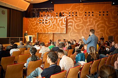 audience questions and comments