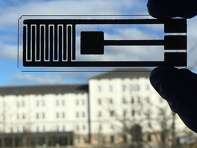 Der pH-Sensor auf Basis von Metalloxiden eignet sich auch für sehr starke Säuren.