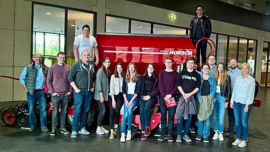 Exkursionsgruppe bei der HORSCH Maschinen GmbH 