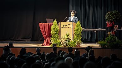 Einen internationalen Blick auf die Studienzeit brachte Renan Ribeiro Euzebio Filho aus dem Bachelorstudiengang International Business ein
