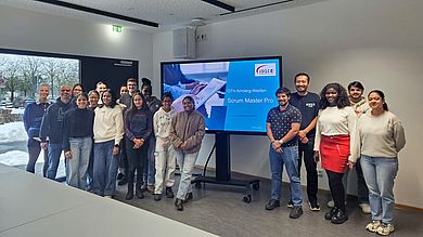 Gruppenfoto mit den Teilnehmern