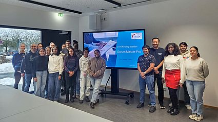 Gruppenfoto mit den Teilnehmern