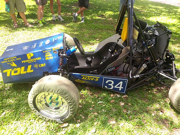 JCU Formula Student Rennwagen