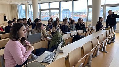 Studierende im Hörsaal