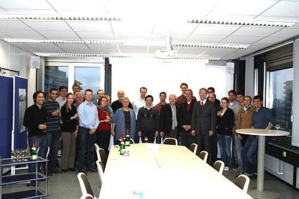 Im Rahmen seiner Tätigkeit als leitender Auditor für Qualitätsmanagementsysteme für TÜV Nord CERT hat Prof. Dr. Burkhard Berninger (Fakultät Maschinenbau/Umwelttechnik) die beiden Lehrstühle für Energiesysteme und Energiewirtschaft (LEE) und Masch